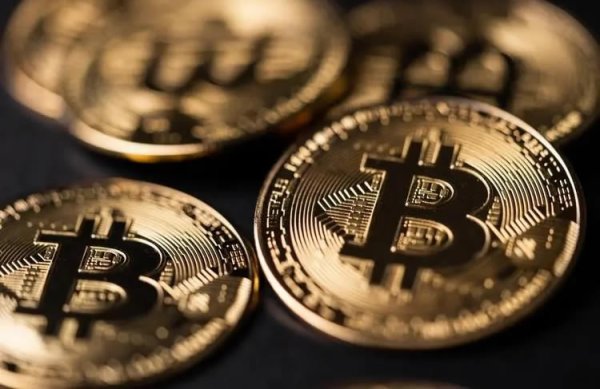 token钱包app官网 数字货币市场繁荣下新手选择加密货币交易所的关键因素及要点
